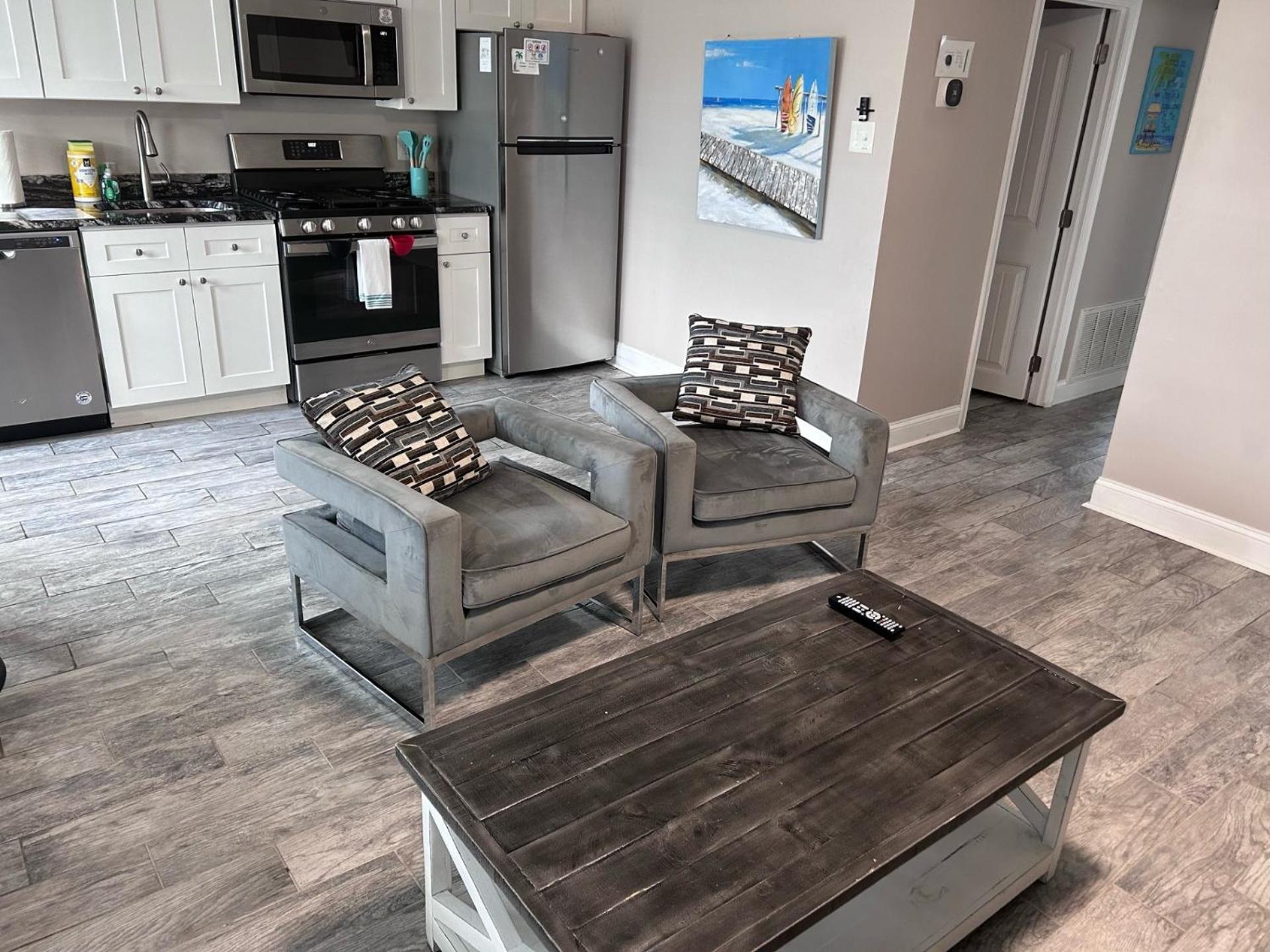 Beach Block Parking Modern Decor Porch Brigantine Exterior photo